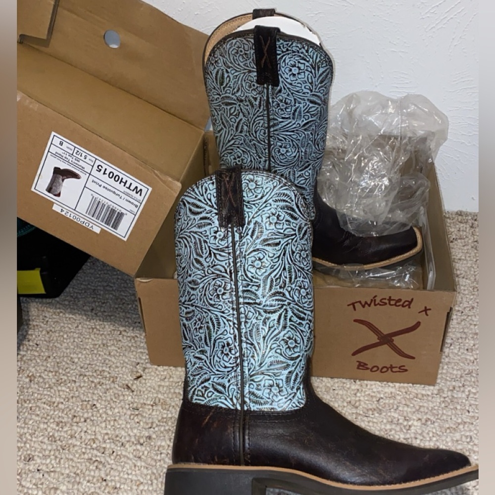 new in original box Twisted X boots